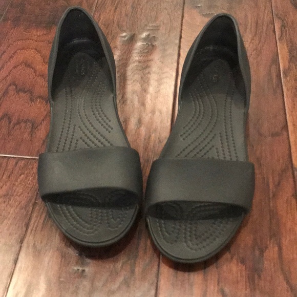 crocs lina dorsay flat